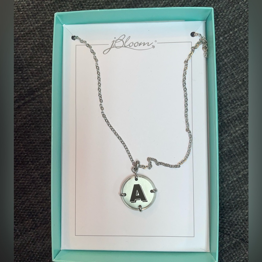 IBloom A Necklace